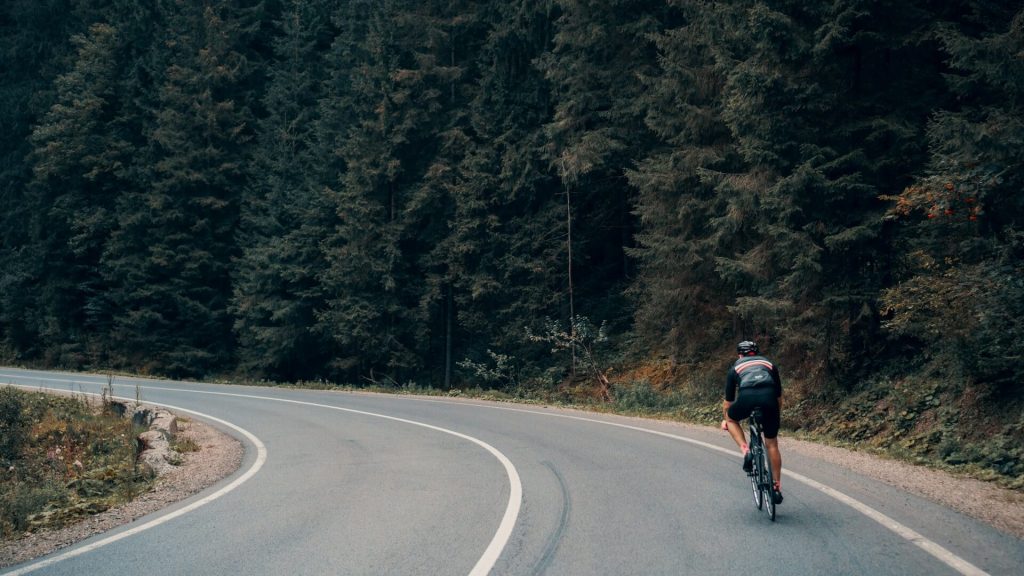 Verkeersveiligheid in steden stimuleert veilige fietsroutes en meer aandacht voor kwetsbare weggebruikers.